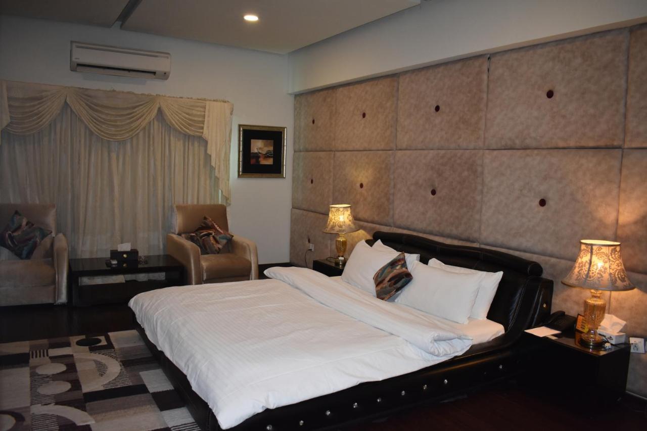 Safari Club 1 Hotel Rawalpindi Eksteriør billede