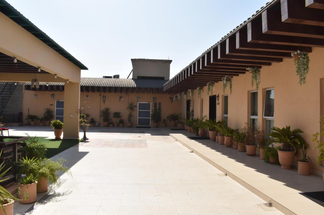Safari Club 1 Hotel Rawalpindi Eksteriør billede