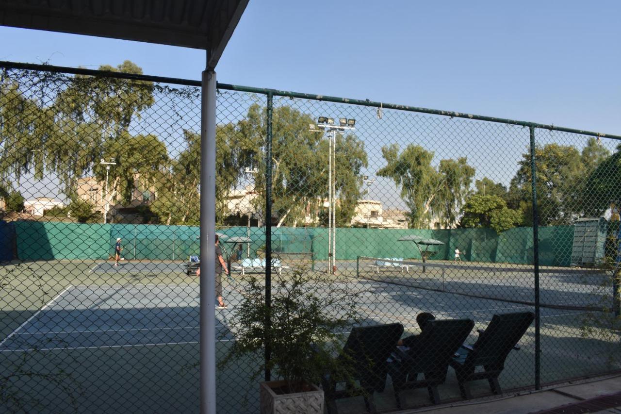 Safari Club 1 Hotel Rawalpindi Eksteriør billede