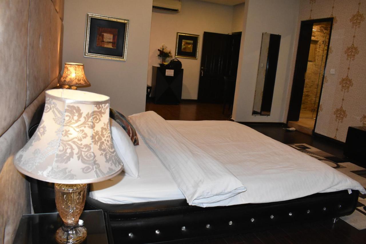 Safari Club 1 Hotel Rawalpindi Eksteriør billede