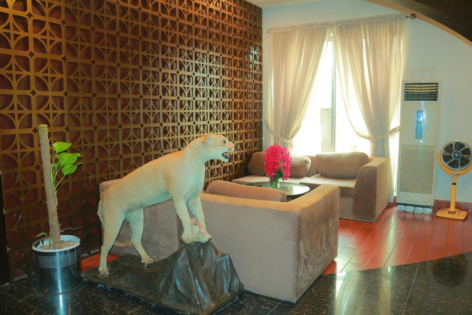 Safari Club 1 Hotel Rawalpindi Eksteriør billede