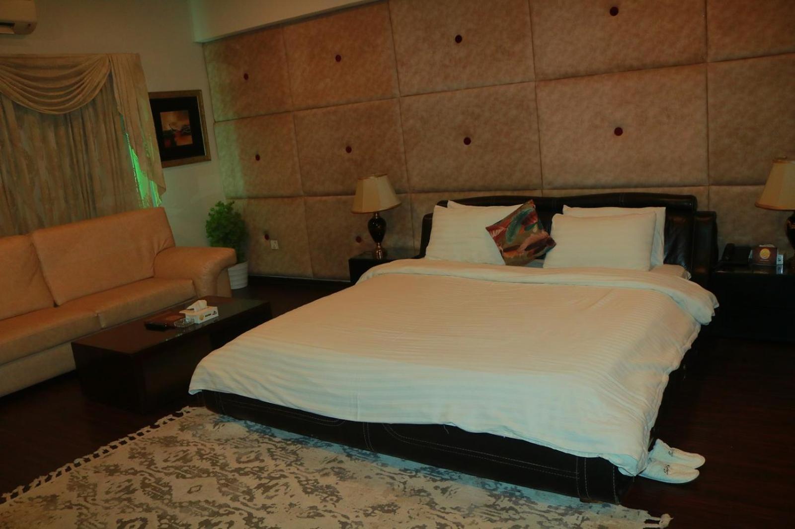 Safari Club 1 Hotel Rawalpindi Eksteriør billede